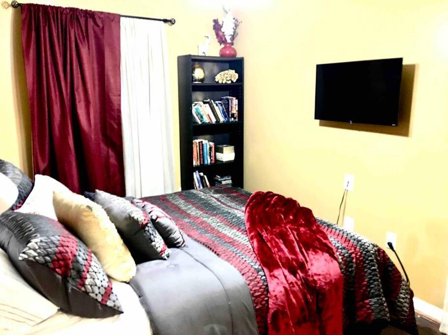 Charity'S Haven II Apartment Waldorf Exterior foto